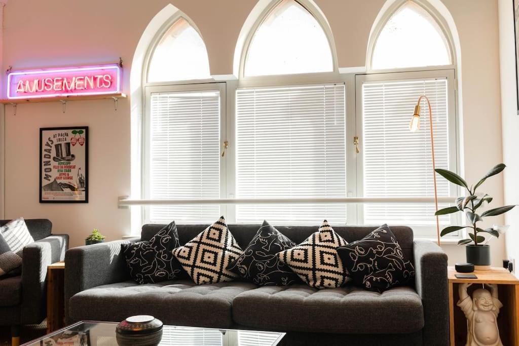 Church House Loft Apartamento *